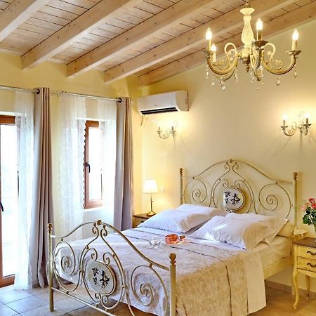 Castellmare Apartment Nafpaktos Bagian luar foto