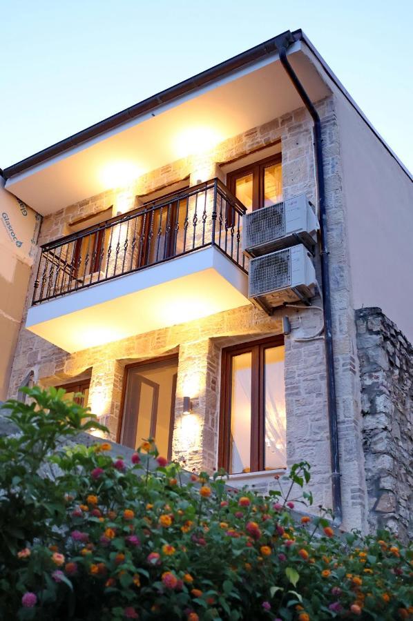 Castellmare Apartment Nafpaktos Bagian luar foto